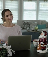 2017-FourChristmasandWedding-1701.jpg