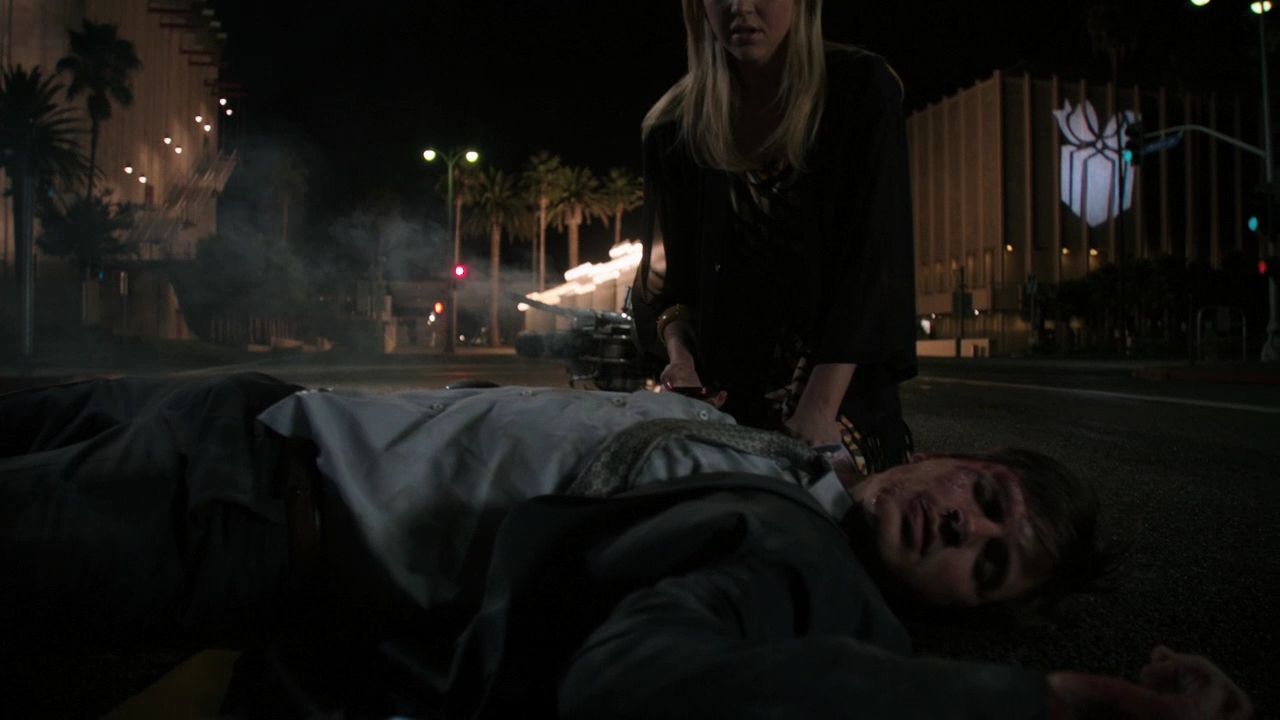 90210-S04E12-022.jpg