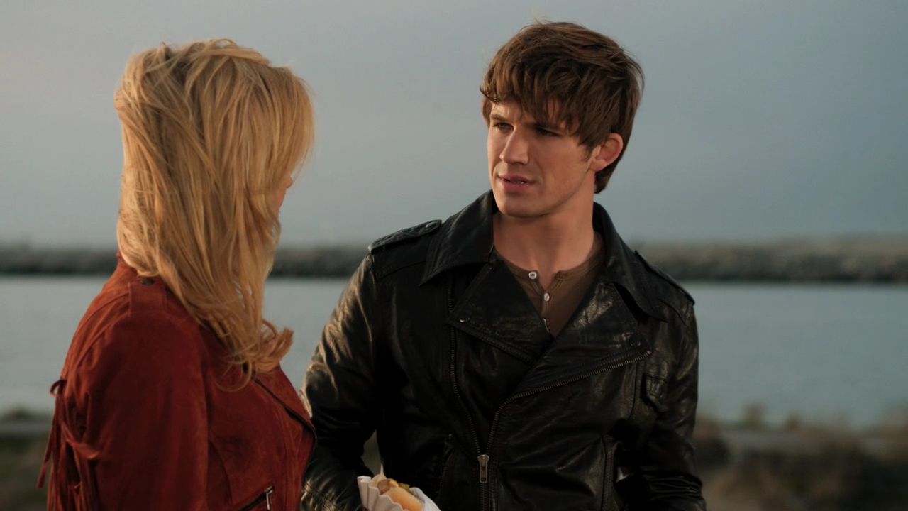 90210-S04E14-104.jpg