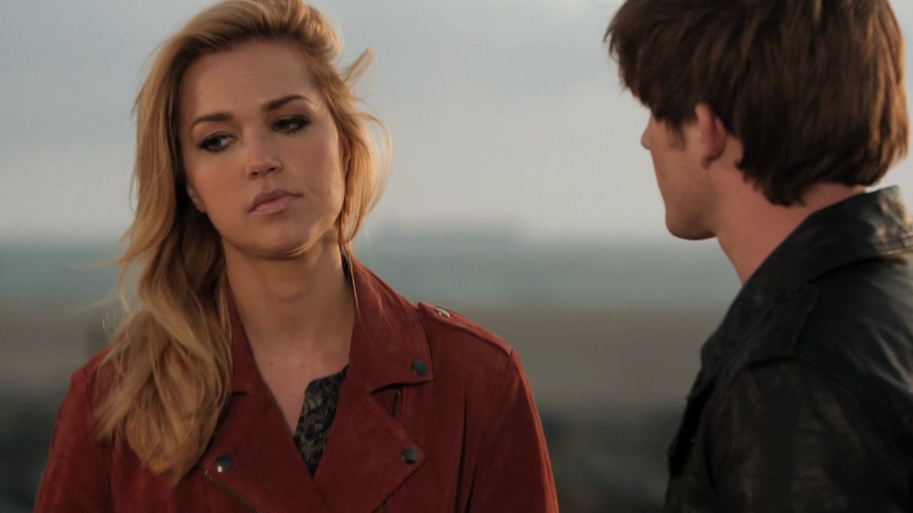 90210-S04E14-111.jpg