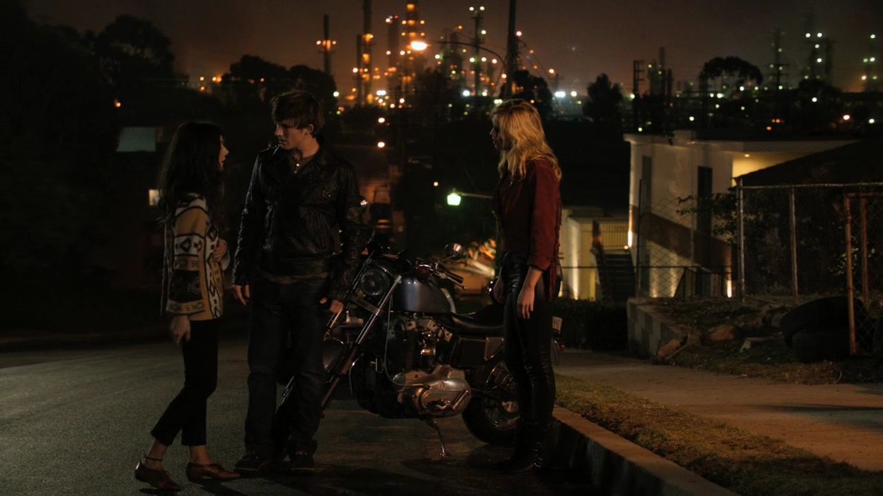 90210-S04E14-167.jpg