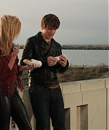 90210-S04E14-091.jpg