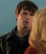 90210-S04E14-114.jpg