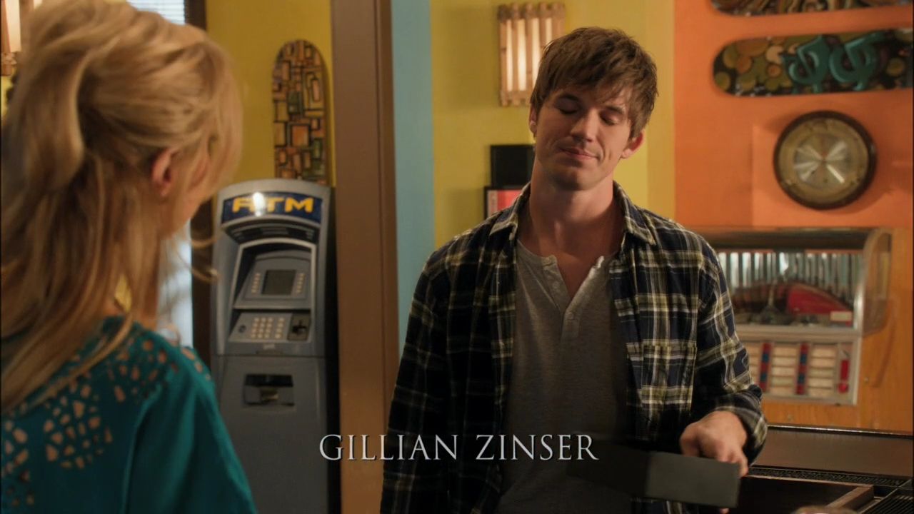 90210-S04E15-032.jpg