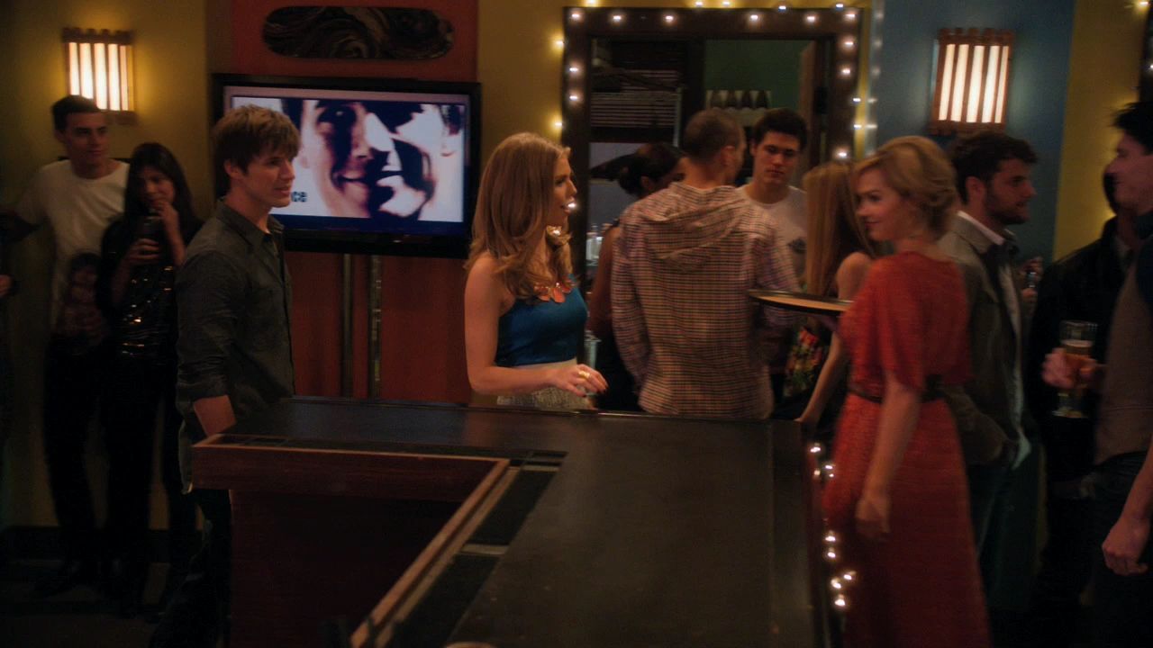 90210-S04E15-130.jpg