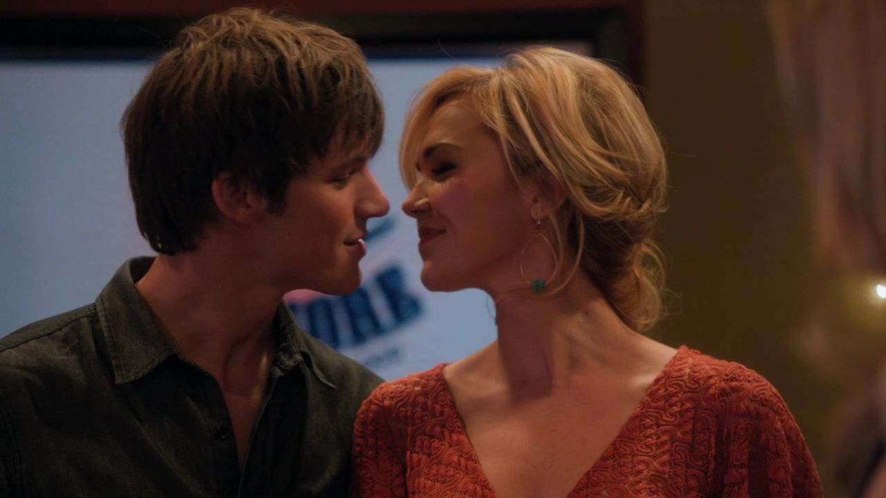 90210-S04E15-151.jpg