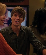 90210-S04E15-142.jpg