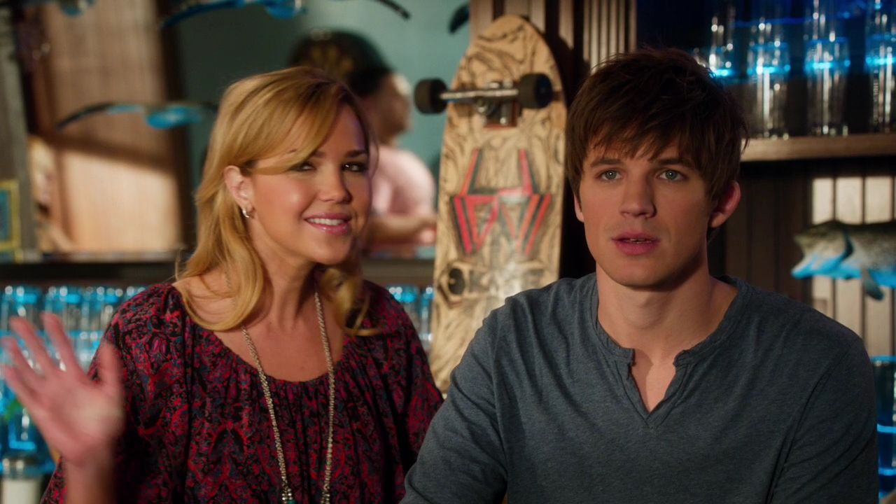 90210-S04E16-026.jpg