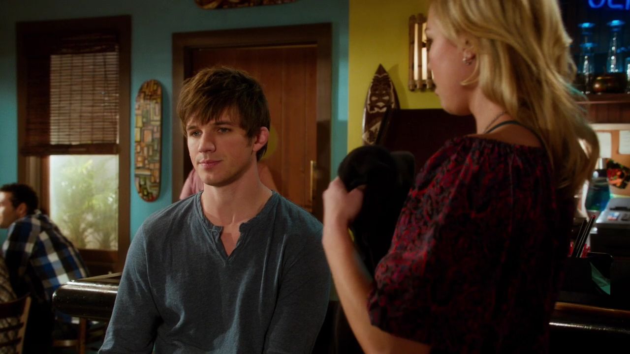 90210-S04E16-040.jpg