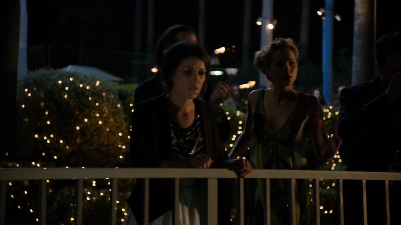 90210-S04E16-118.jpg