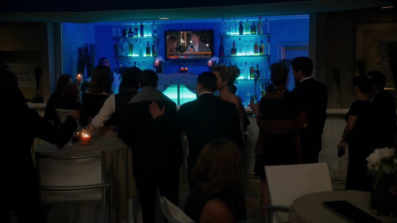 90210-S04E16-123.jpg