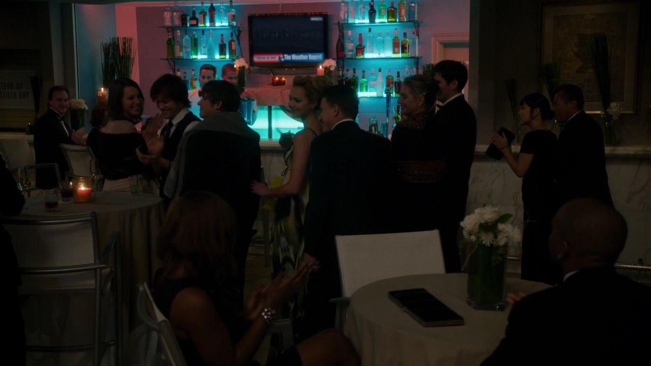 90210-S04E16-130.jpg