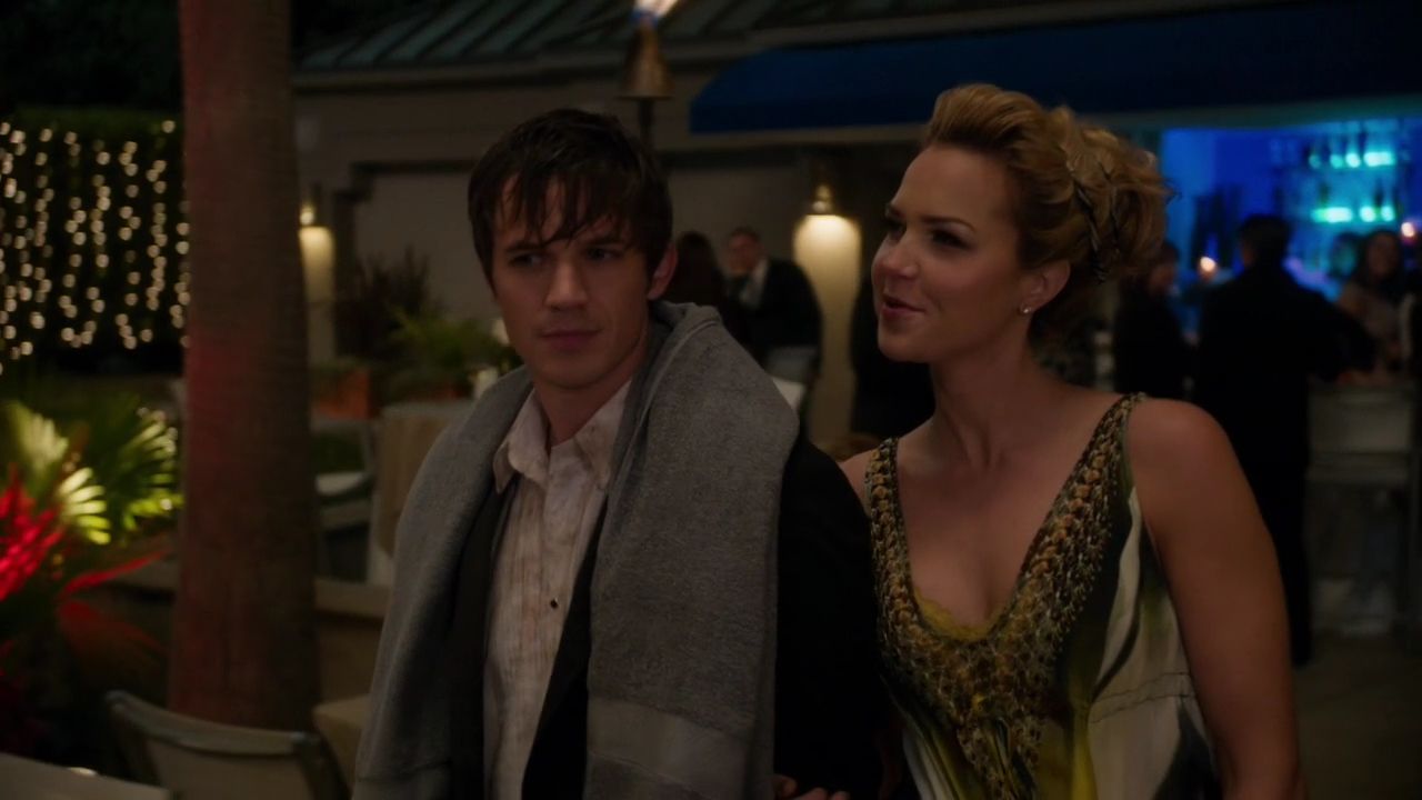 90210-S04E16-142.jpg