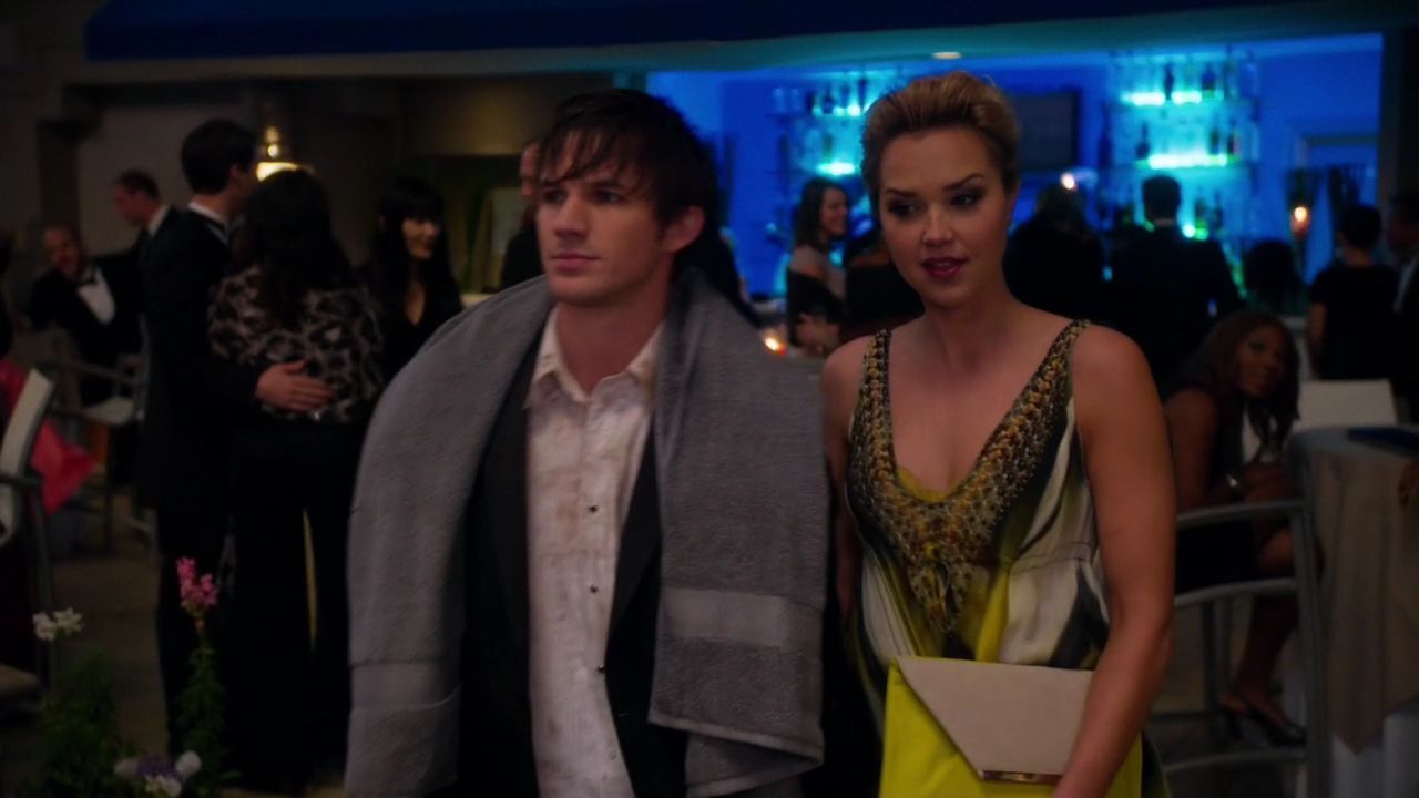 90210-S04E17-004.jpg