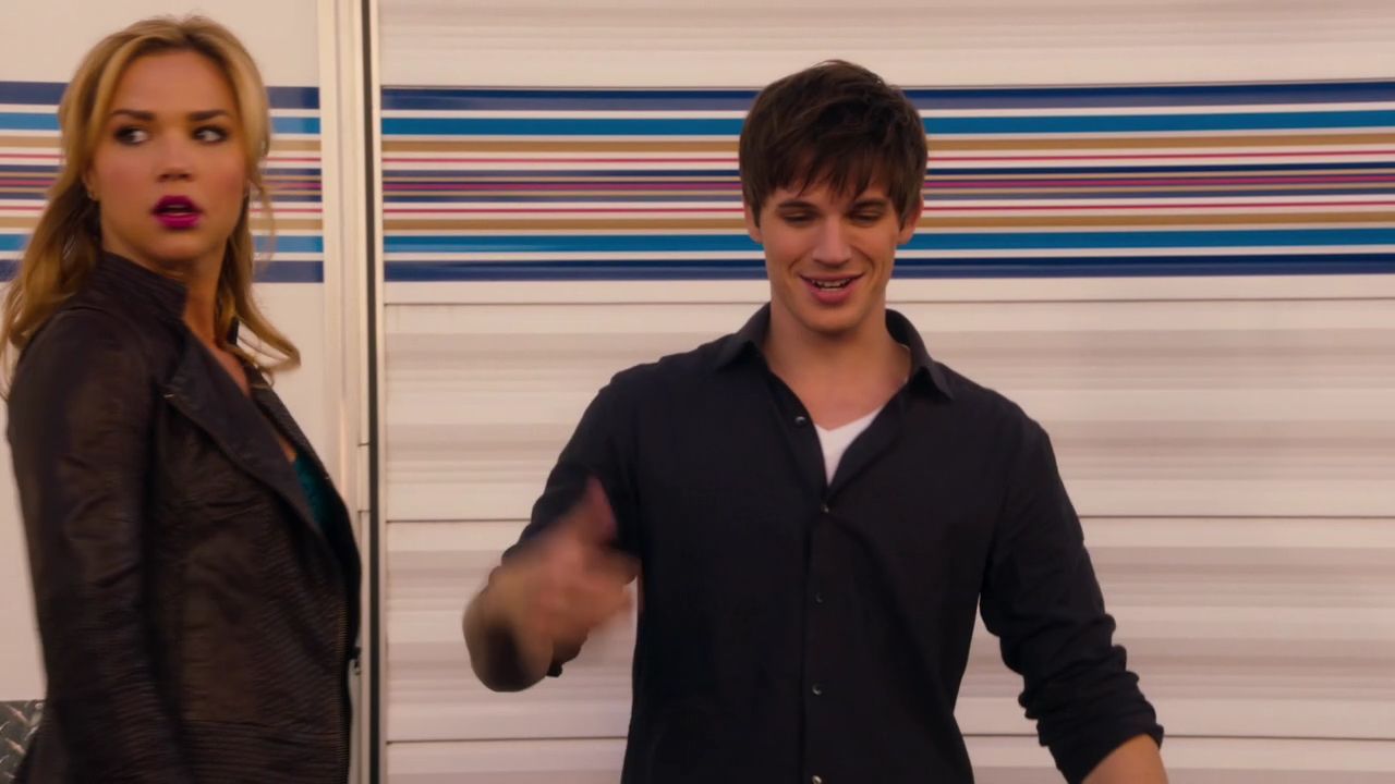 90210-S04E17-112.jpg