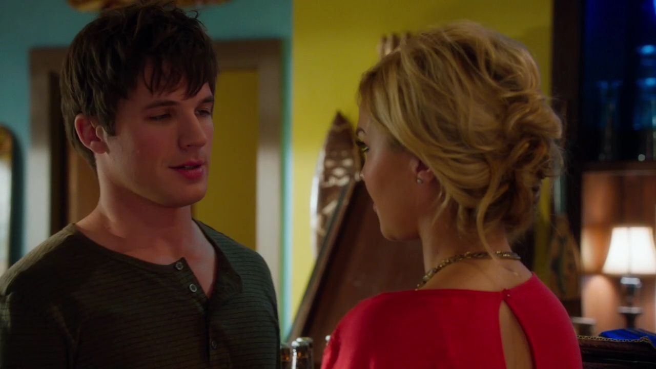 90210-S04E18-015.jpg