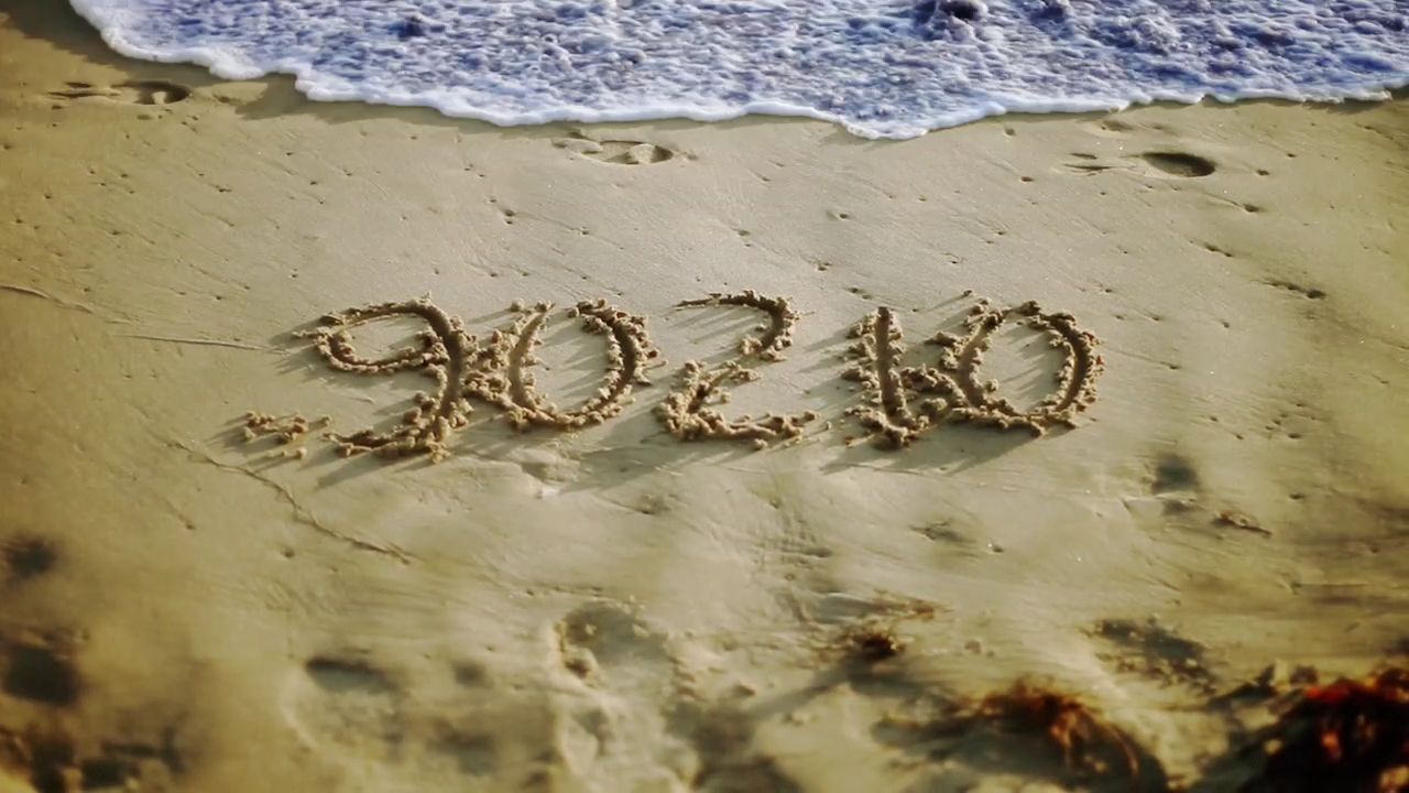 90210-S04E18-053.jpg