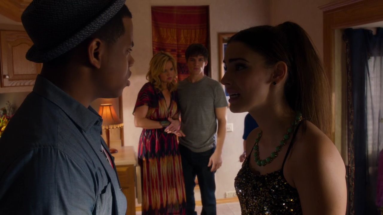 90210-S04E18-146.jpg