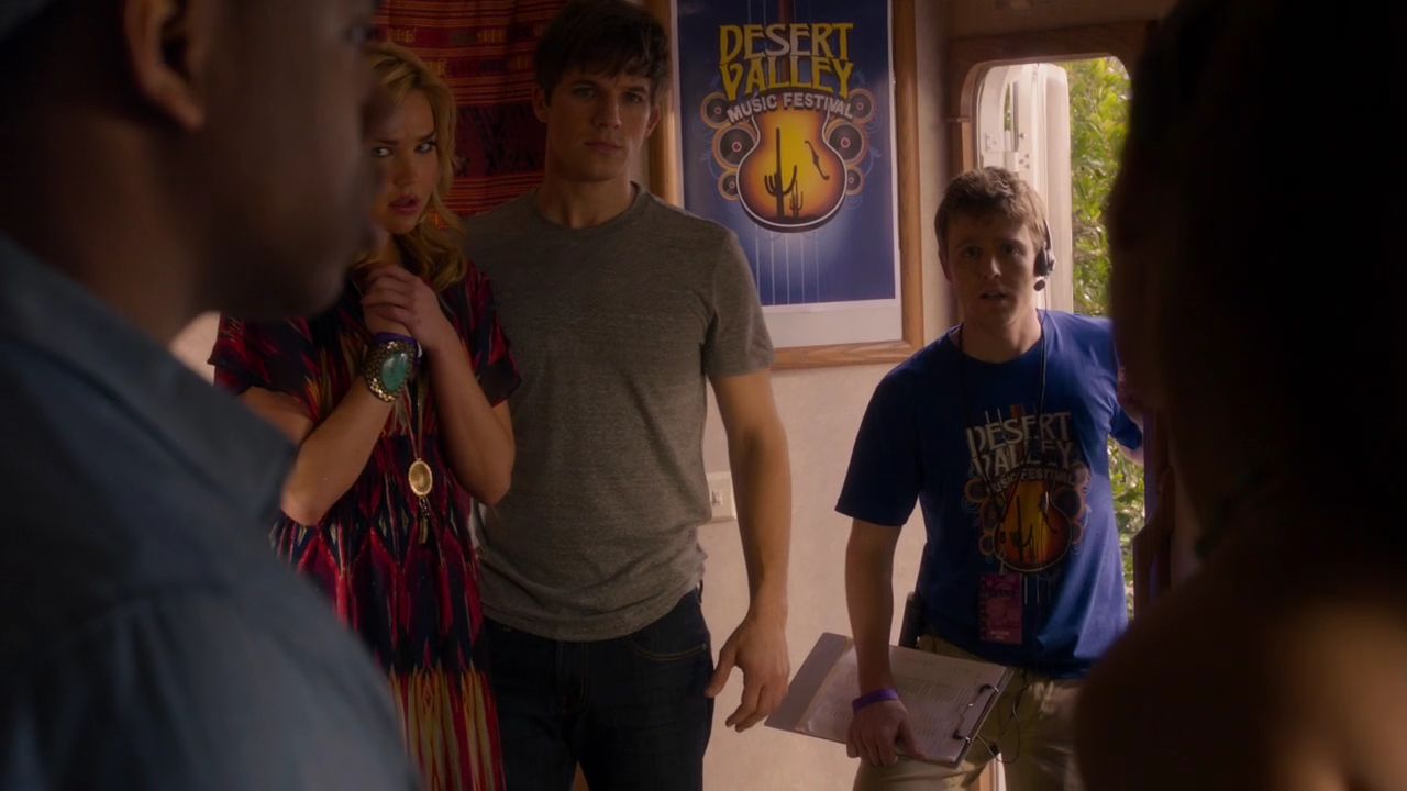 90210-S04E18-149.jpg