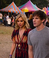 90210-S04E18-090.jpg