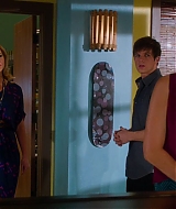 90210-S04E19-056.jpg