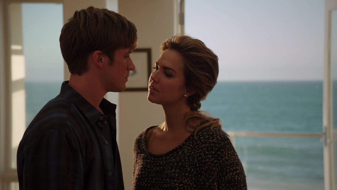 90210-S05E02-105.jpg