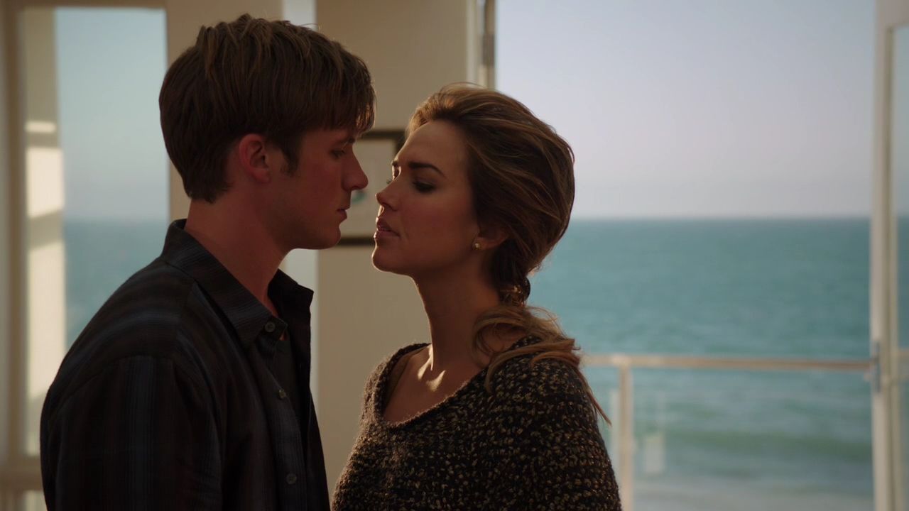 90210-S05E02-108.jpg