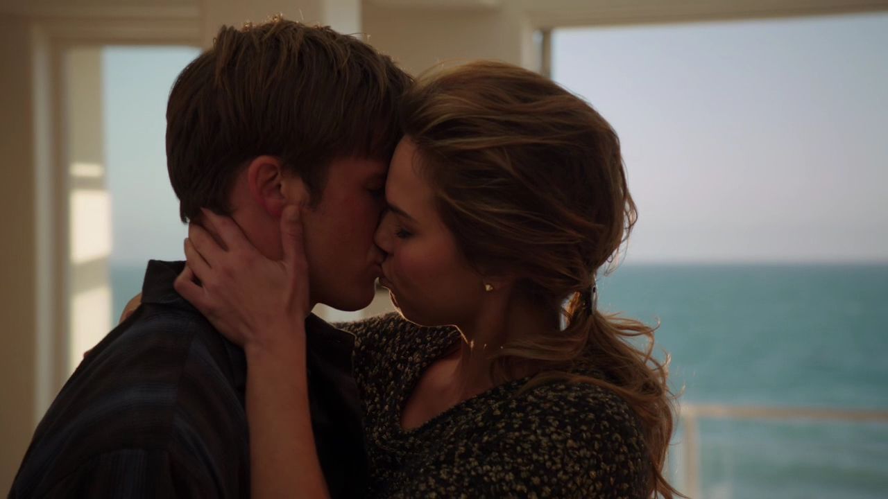 90210-S05E02-117.jpg