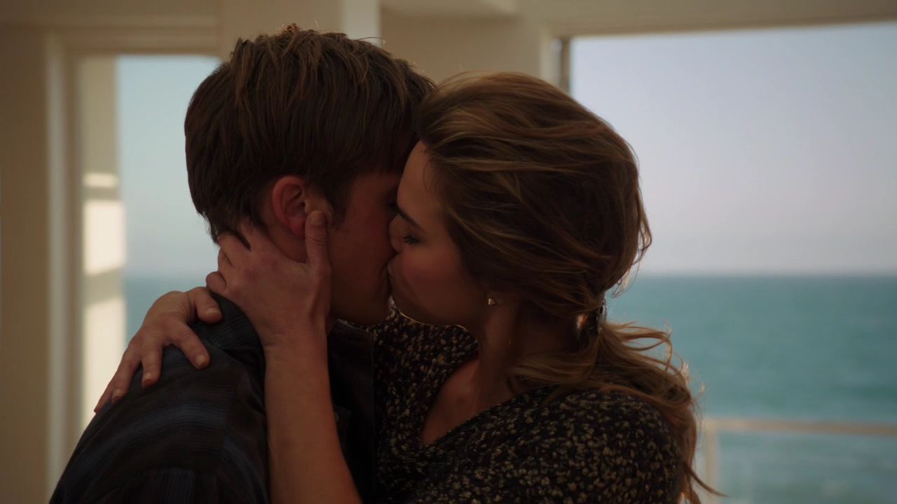 90210-S05E02-118.jpg