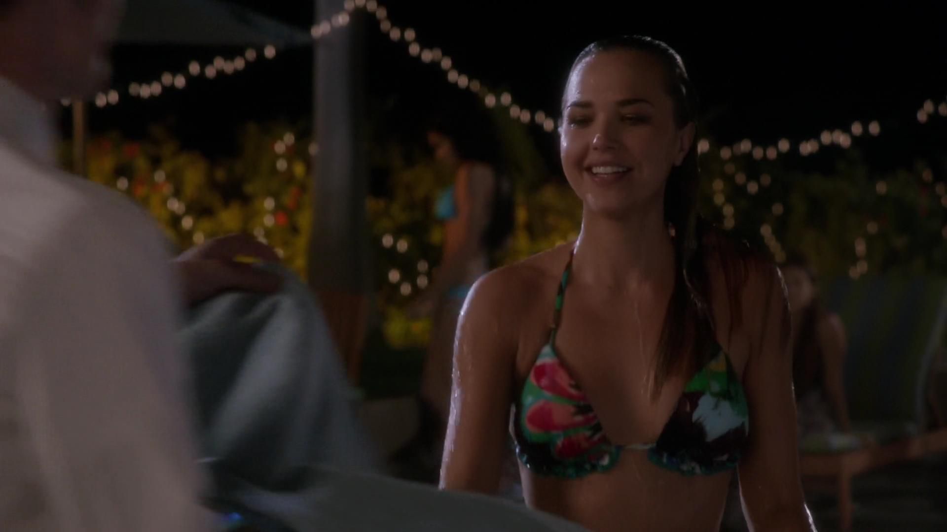 90210-S05E08-028.jpg