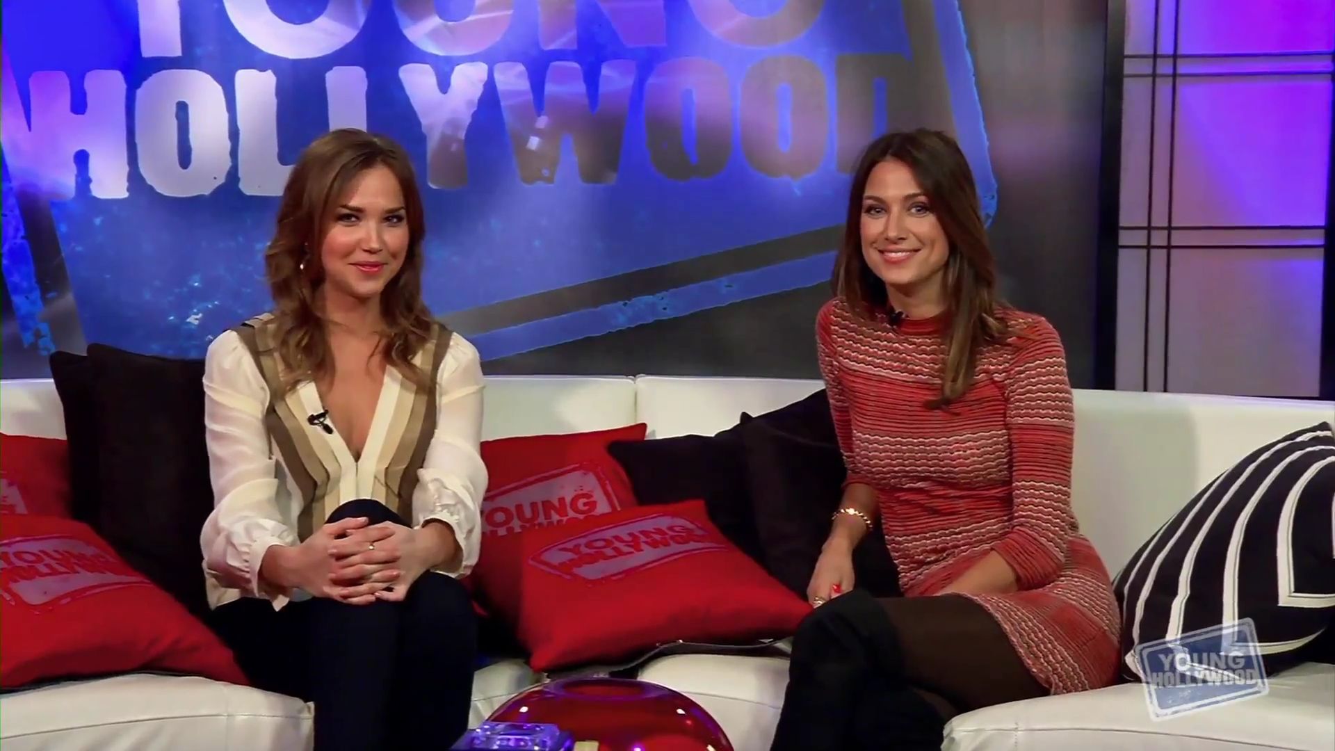 YoungHollywood-11-29-2012_007.jpg