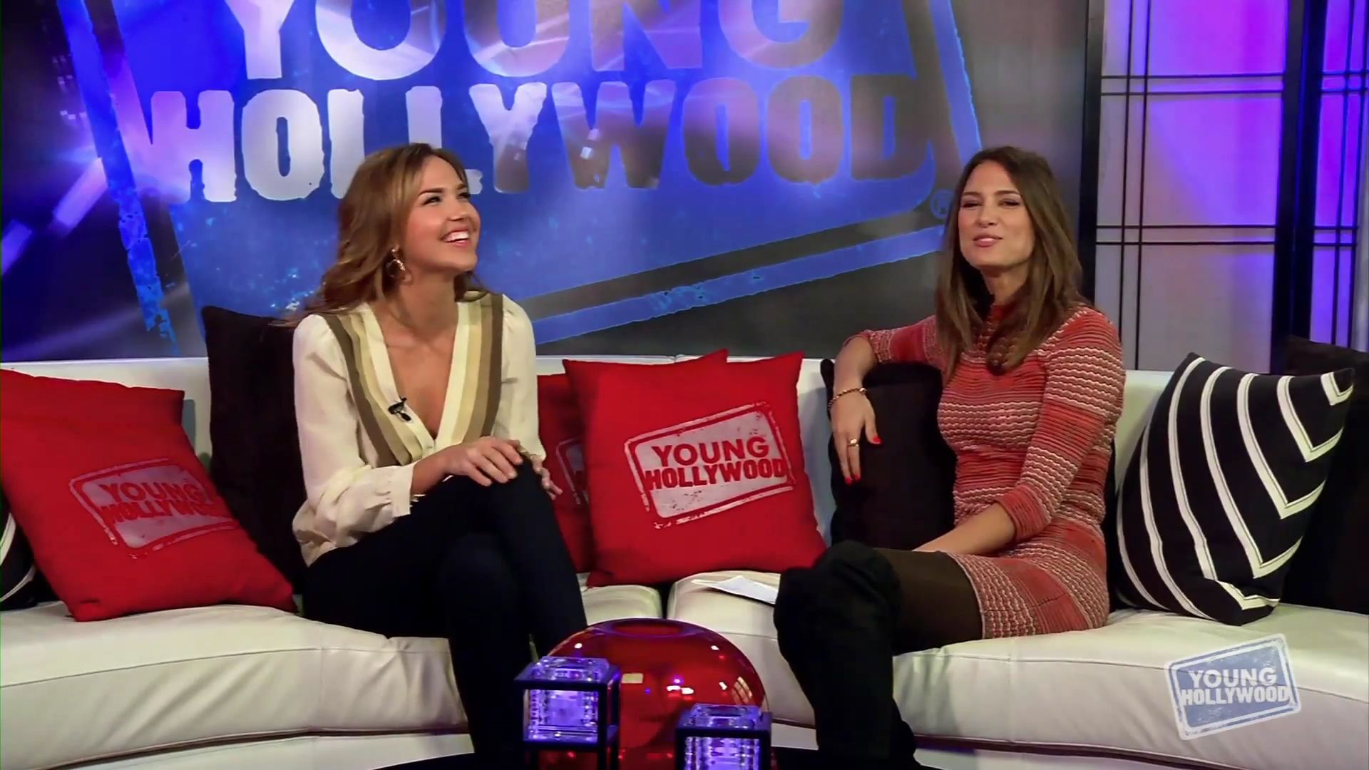 YoungHollywood-11-29-2012_019.jpg