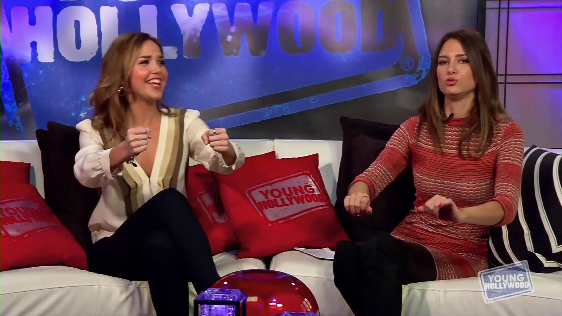 YoungHollywood-11-29-2012_082.jpg