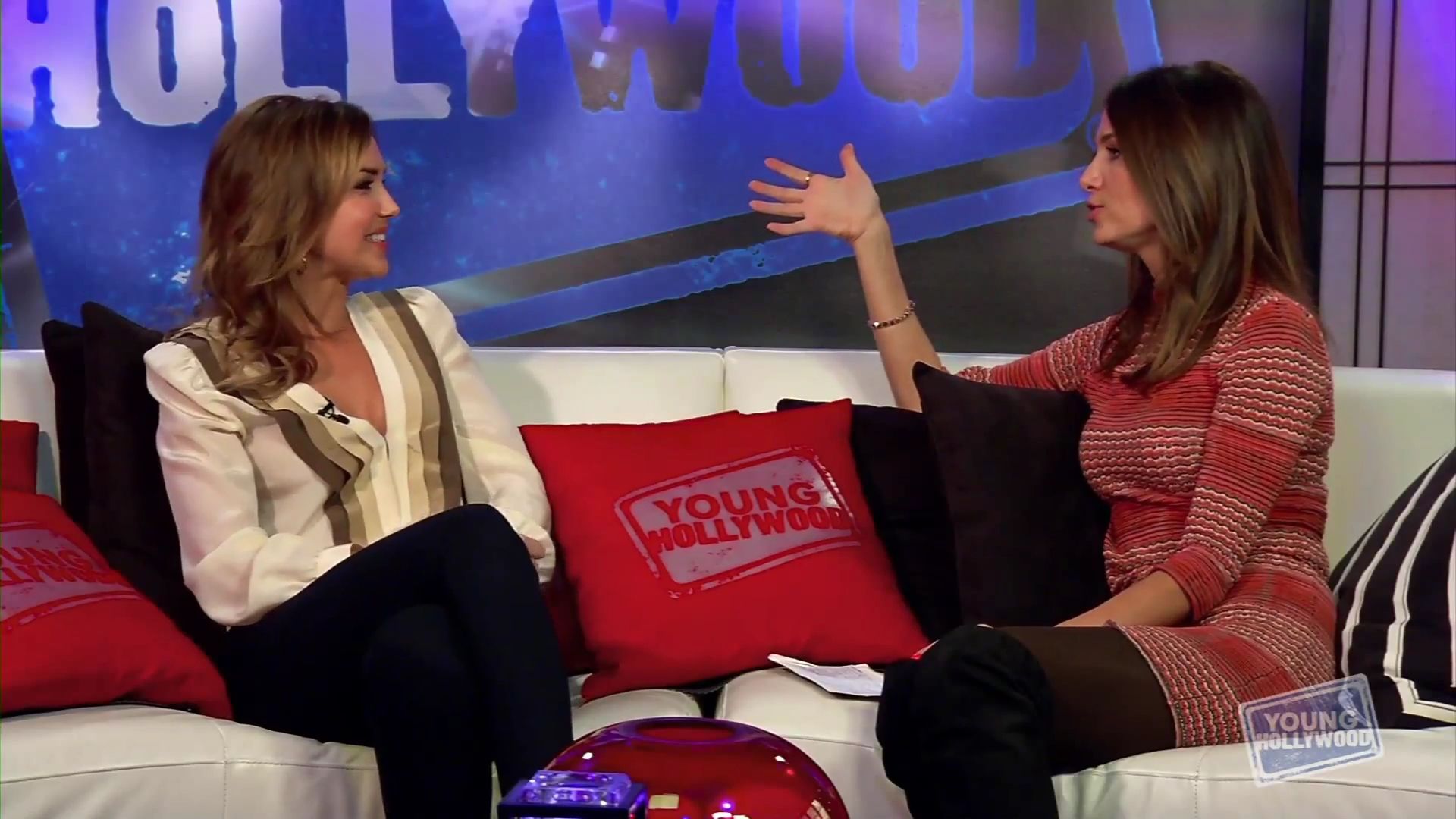 YoungHollywood-11-29-2012_168.jpg