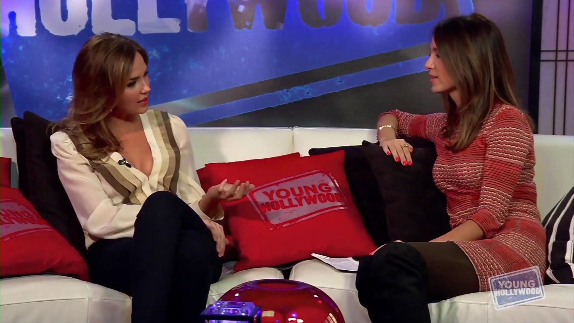 YoungHollywood-11-29-2012_199.jpg