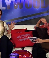 YoungHollywood-11-29-2012_279.jpg